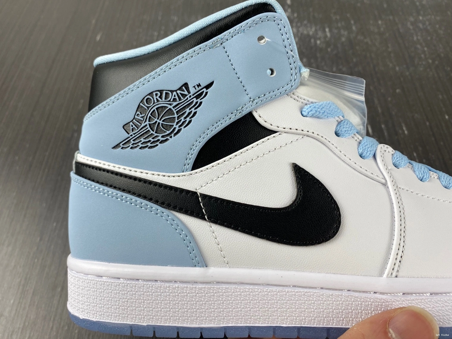Mid DV1308-104 - Ice Blue SE (2023) Jordan 1 0930